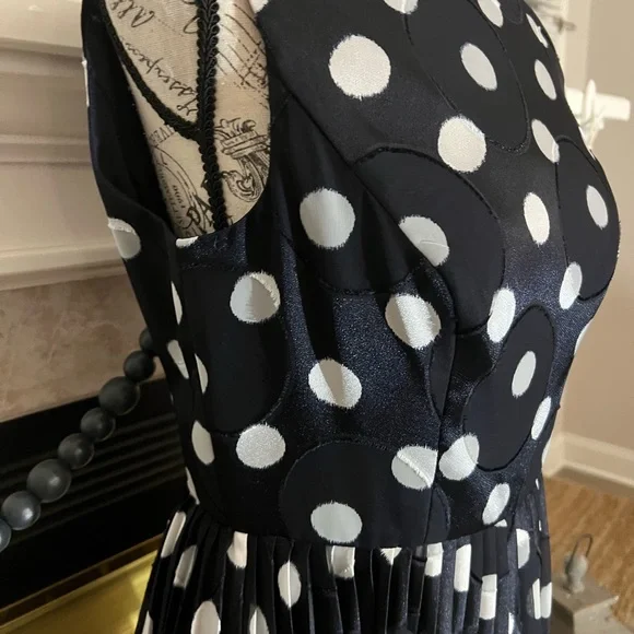 ADRIANA PAPELL Fit and Flare Black With White Polka Dot Printed Dress Size 4 - Picture 8 of 13